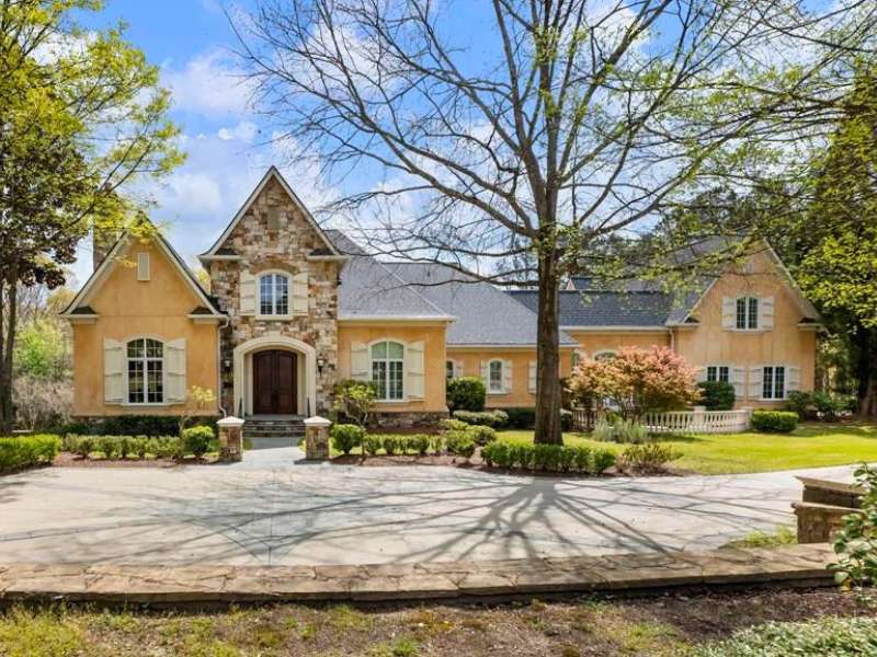 1871 Sam Snead Dr Braselton
